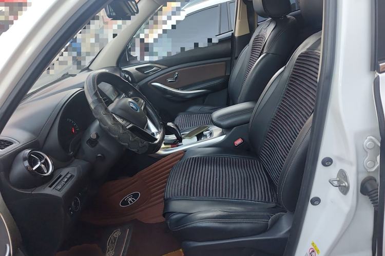 Used BYD Song New Energy 2017 Song DM 1.5TID All-Wheel Drive Prestige Model Left Front Seat