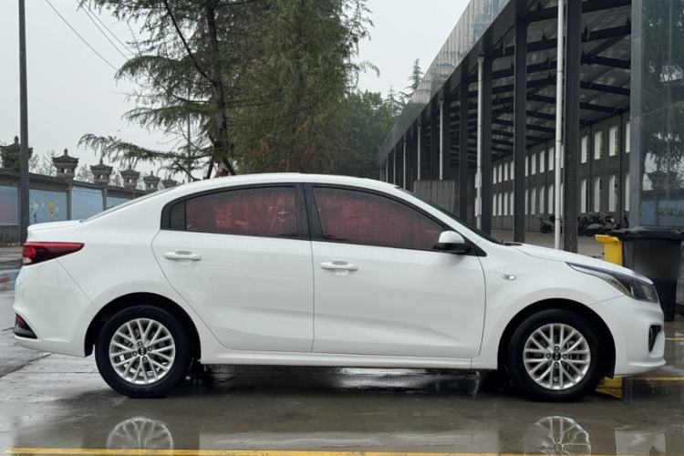 Used Kia K2 2017 Sedan 1.4L Automatic Transmission 15th Anniversary Special Edition GLS