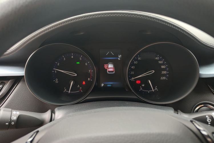 Used Toyota IZOA 2021 2.0L Enjoy Edition
