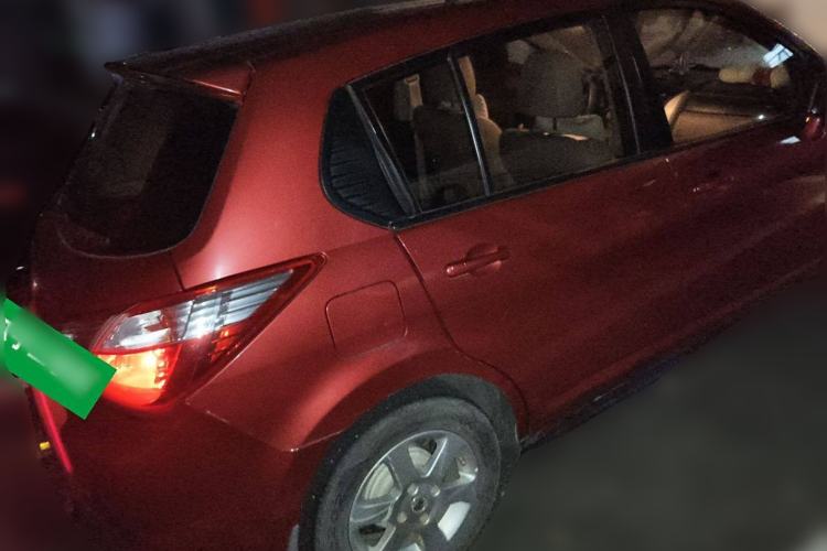 Used Venucia R50 2013 1.6L Automatic Luxury Edition
