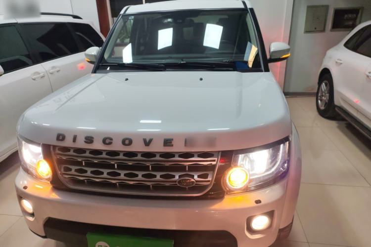 Used Land Rover Discovery 2015 3.0 SDV6 HSE Diesel Version Front