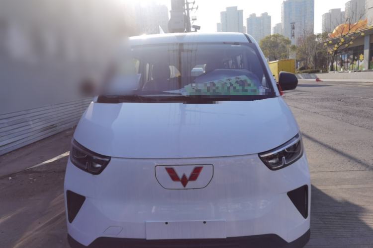 Used Wuling Yangguang 2025 Model 400km Bus Edition—Comfort Edition
