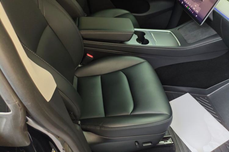 Used Tesla Model Y 2024 Rear-Wheel-Drive Version