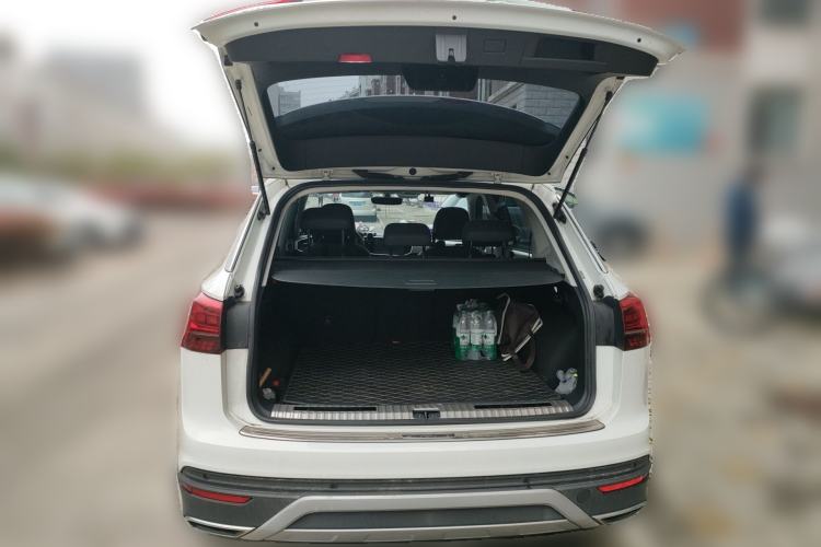 Used Volkswagen Tayron 2020 330TSI Two-Wheel Drive Luxury Smart Connectivity Version Trunk