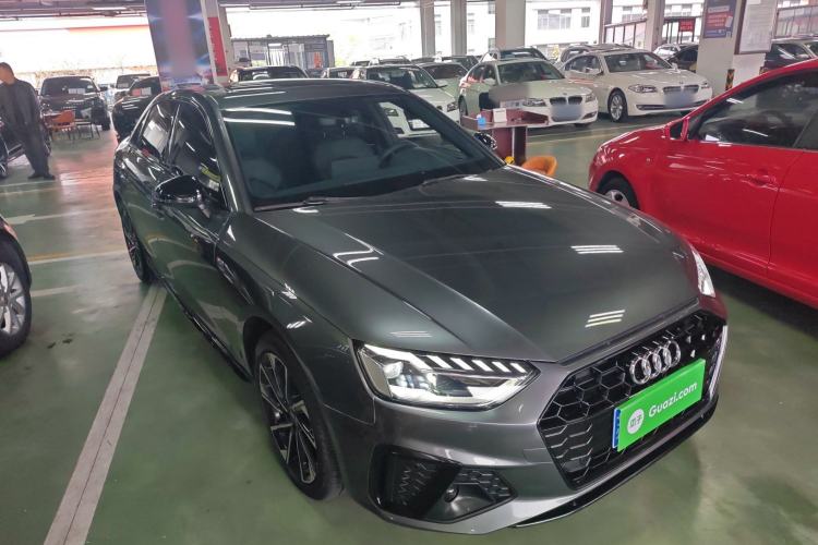 Used Audi A4L 2023 40 TFSI Luxury Dynamic Model Front Right 45 Deg