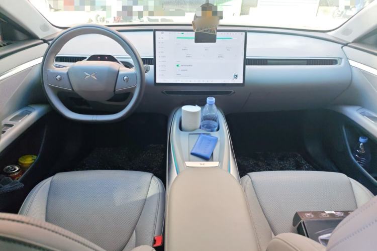 Used XPeng MONA M03 2024 620 with Ultra-Long Range Center Console