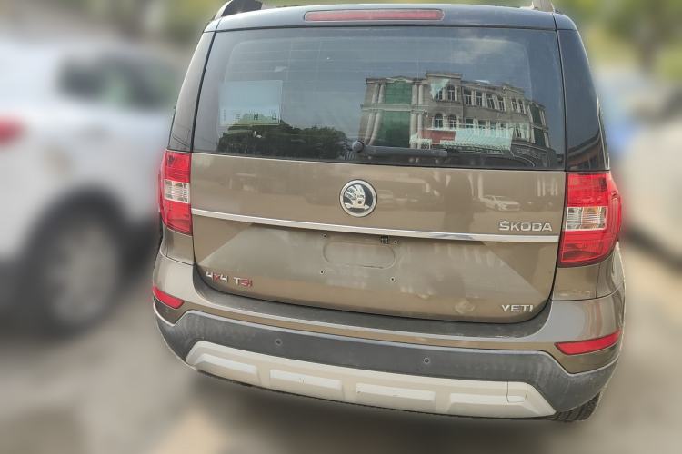 Used Skoda Yeti 2014 1.8TSI DSG All-Wheel Drive Edition Rear