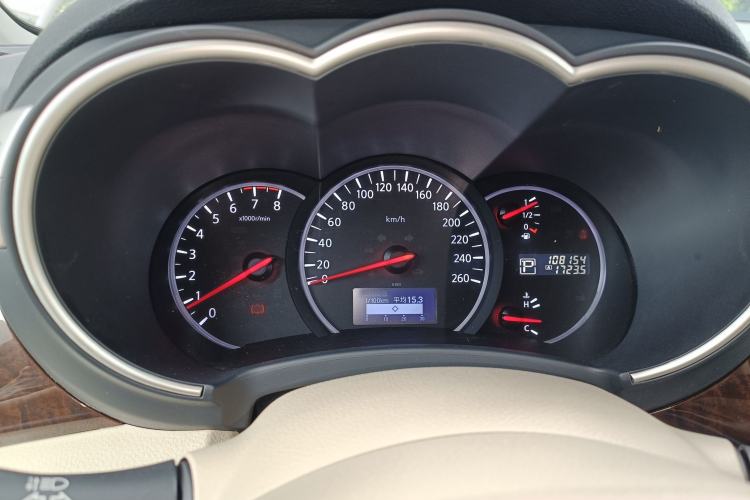 Used Nissan Quest 2015 3.5L SL
