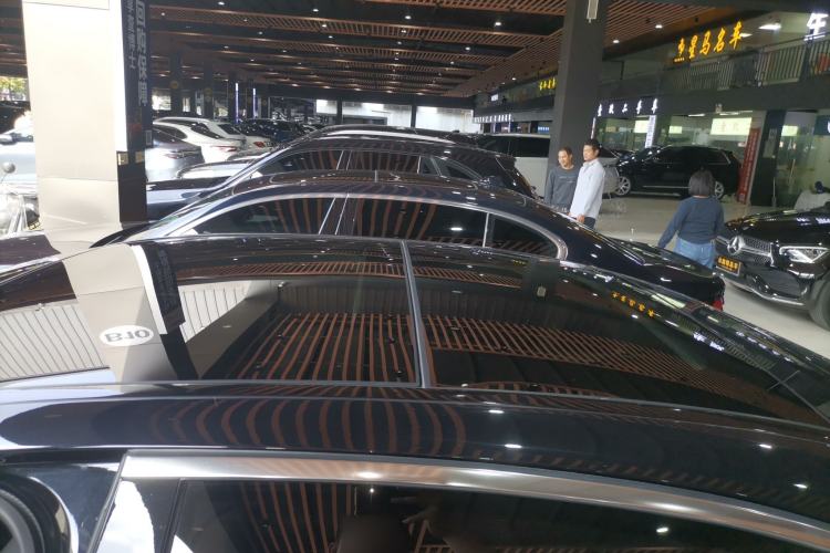 Used Mercedes-Benz E-Class 2023 Updated E 300 L Luxury Edition Roof