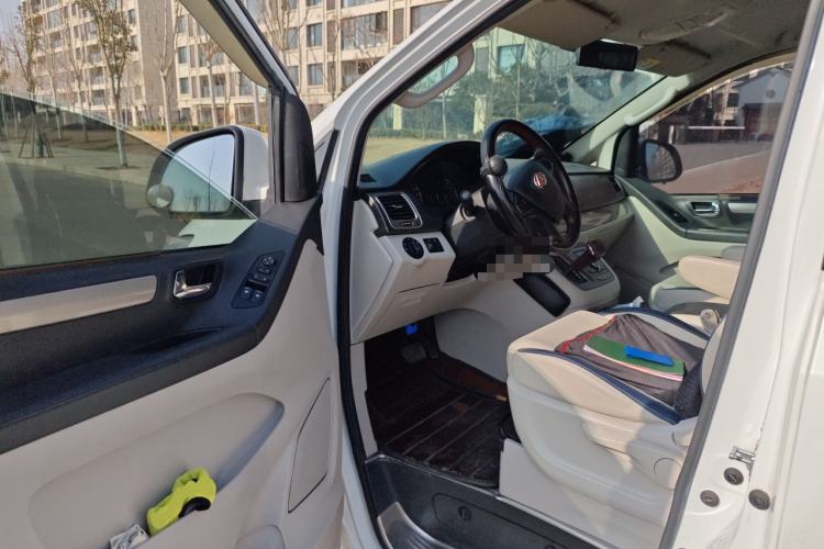 Used SAIC MAXUS G10 2021 2.0T Automatic Elite Edition Gasoline 7-Seater Driver Seat