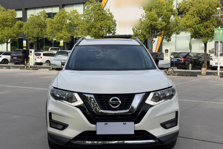 Used Nissan X-Trail 2022 2.0L Two-Wheel Drive Smart Connect & Comfort Edition