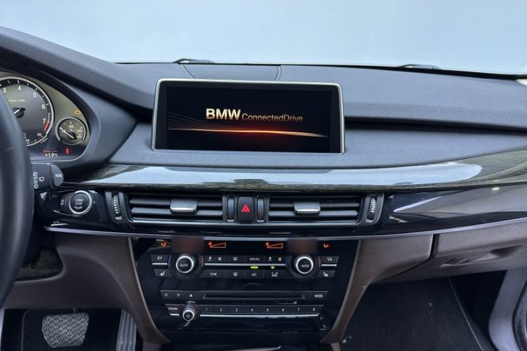 Used BMW X5 2014 xDrive35i Leading Model