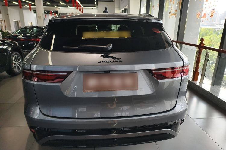Used Jaguar F-PACE 2024 P250 R-Dynamic SE
