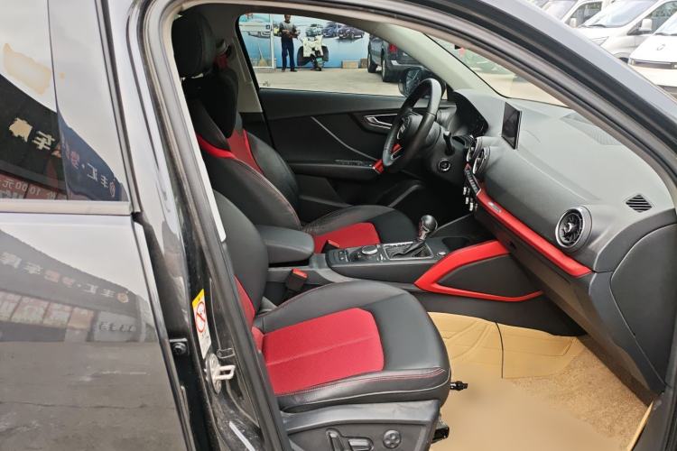 Used Audi Q2L 2018 35 TFSI Fashion Dynamic Version China VI Emission Standard Right Front Seat