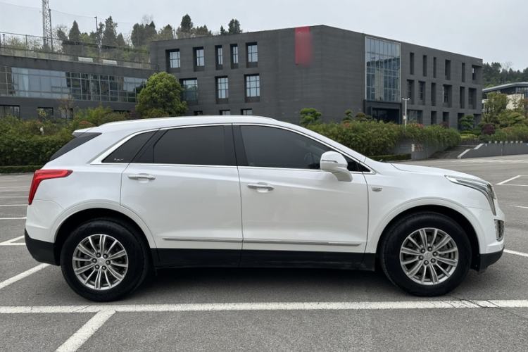Used Cadillac XT5 2017 Anniversary Edition 28T Four-Wheel Drive Luxury Model
