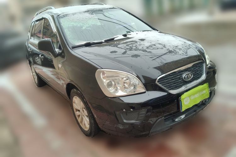 Used Kia Carens 2011 1.6L 5-Seater Manual Luxury Edition Front Right 45 Deg