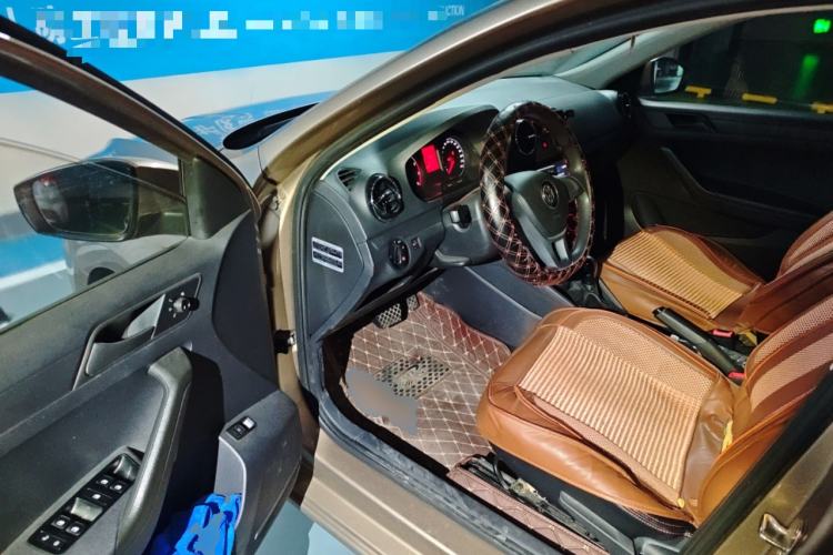 Used Volkswagen Jetta 2017 1.5L Automatic Fashion Model Driver Seat