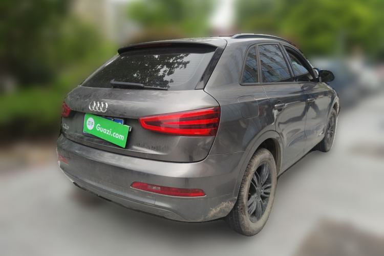 Used Audi Q3 2015 30 TFSI Comfort Model Rear Right 45 Deg