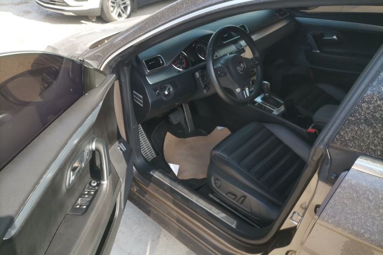 Used Volkswagen FAW-Volkswagen CC 2015 1.8TSI Prestige Model
