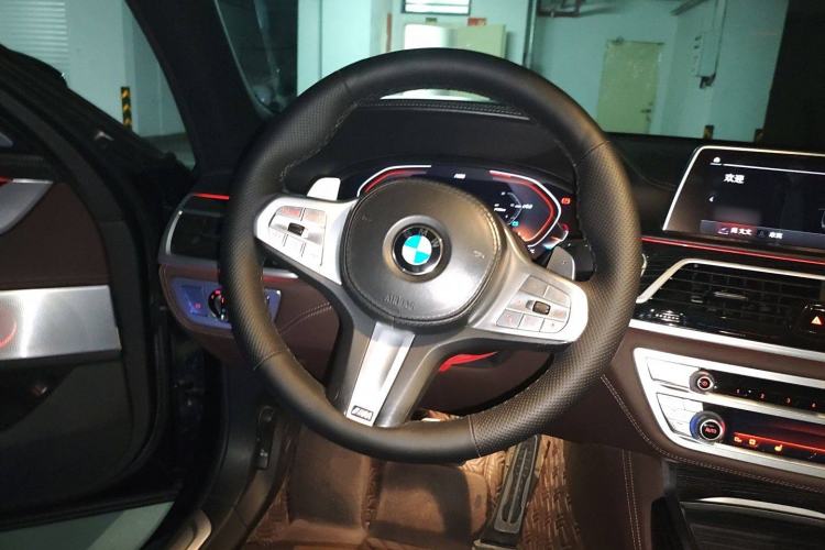 Used BMW 7 Series 2021 730Li M Sport Package Steering Wheel