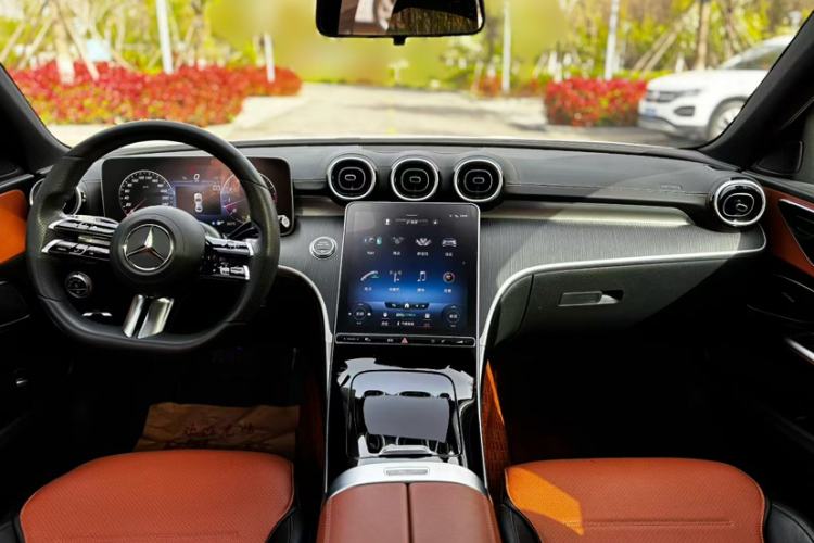 Used Mercedes-Benz C-Class 2022 C 200 L Sport Edition Interior 1