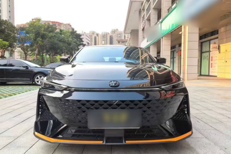 Used CHANGAN UNI-V 2024 1.5T Prestige Sport Edition Exterior 1