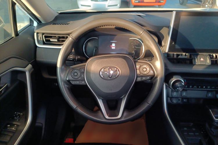 Used Toyota RAV4 2022 2.0L CVT Two-Wheel Drive Fashion Plus Edition