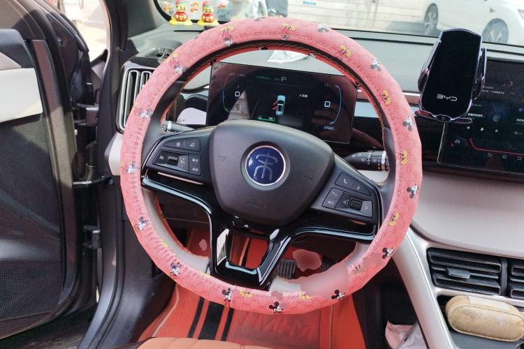 Used BYD Song Pro New Energy 2024 HONOR Edition DM-i 71KM Navigation Model Steering Wheel