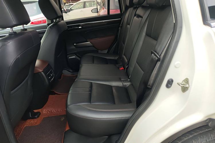 Used GAC Trumpchi GS7 2017 280T Two-Wheel Drive Luxury Model
