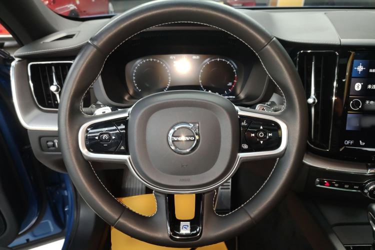 Used Volvo XC60 2020 T5 4x4 Smart & Dynamic Sport Edition