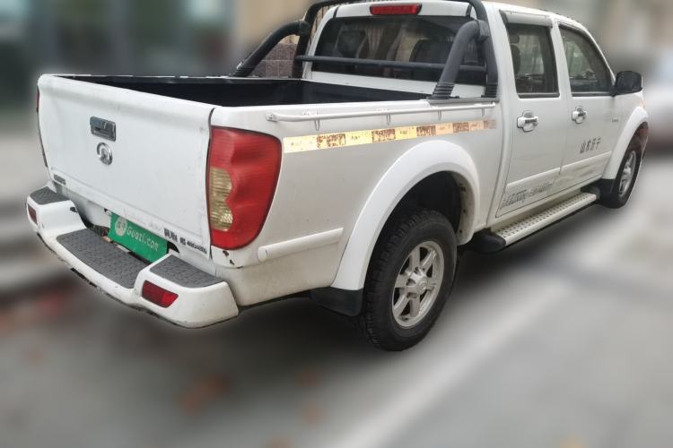 Used Great Wall Wingle 5 2013 2.0T European Version Two-Wheel Drive Elite Edition 6MT Big Double Cab GW4D20B