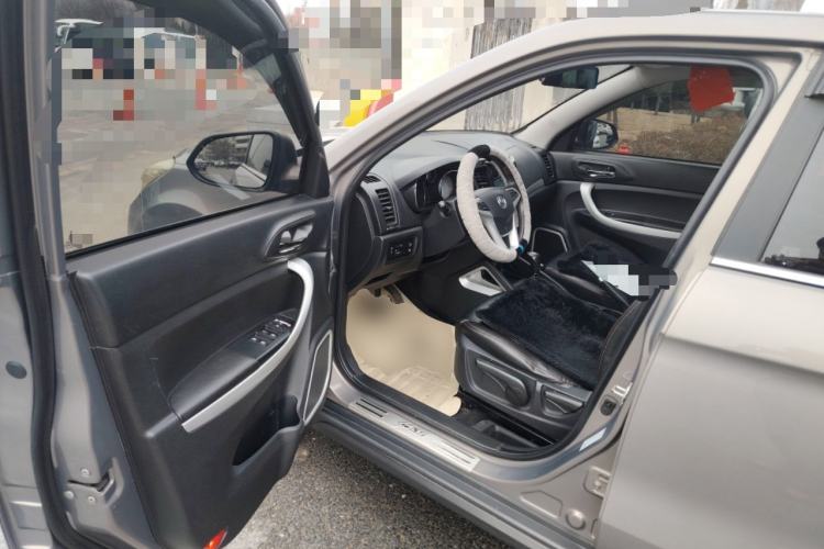 Used CHANGAN CS35 2015 1.6L Automatic Luxury Model China IV Standard Driver Seat