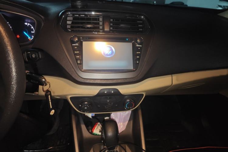 Used Ford Escort 2015 1.5L Automatic Comfort Edition
