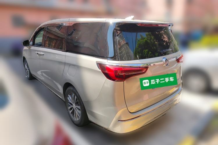 Used Buick GL8 2022 ES Landtrek 653T Comfort Edition