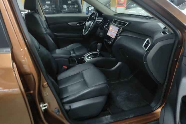 Used Nissan X-Trail 2014 2.0L CVT Comfort Edition 2WD
