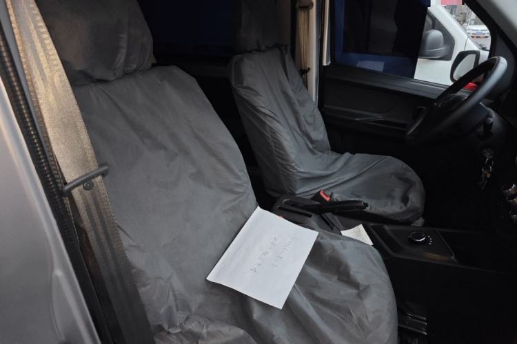 Used Chana Ruixing EM80 2025 Passenger Version Comfort Model 6 Seats 260 km Twin-Door Design 60 kW