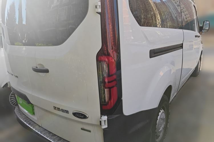 Used Ford Transit 2023 2.0T Gasoline Manual-Transmission Multi-Purpose Commercial Vehicle Mid-Drive Mid-Roof 5/6 Seats Rear Right 45 Deg