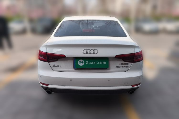 Used Audi A4L 2017 40 TFSI Ambition Edition
