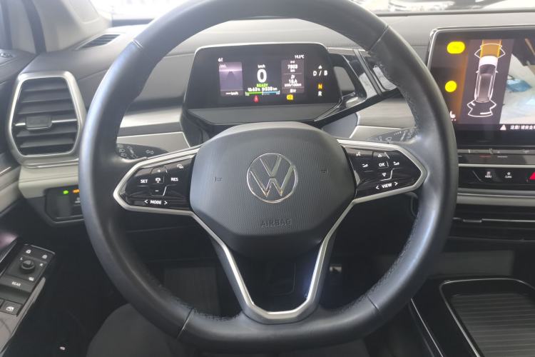 Used Volkswagen ID.6 CROZZ 2021 Long-Range PURE+ Edition Steering Wheel