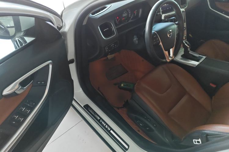 Used Volvo S60 2019 S60L Facelift T5 Intelligent Advanced Edition