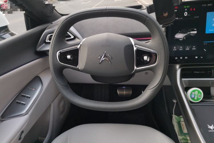 Used ARCFOX Alpha S5 2024 560MAX 185kW Steering Wheel