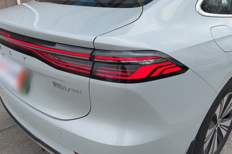 Used Geely Galaxy Galaxy A7 2025 Model EM-i 150km Prestige Edition