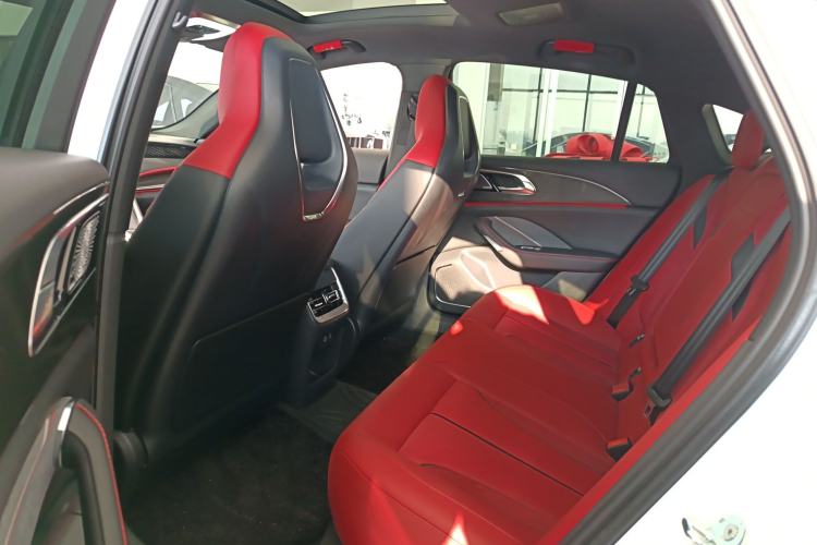 Used Hongqi H6 2024 2.0T ZhiZhen Edition