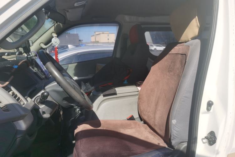 Used Foton Scenic G7 2020 2.4L Commercial Version Long Wheelbase High-Roof 6-Seater Business Vehicle China VI Emission Standard Model 4K22D4M