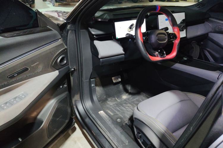 Used Lynk & Co 08 EM-P 2025 120km Long-Range Halo Driver Seat