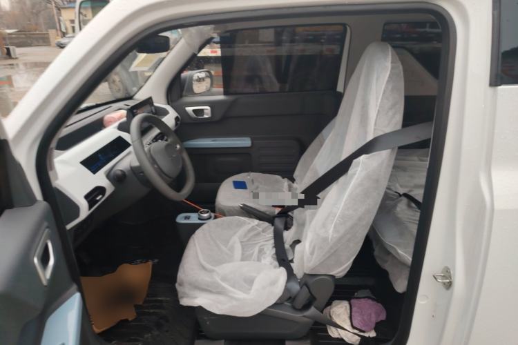 Used Geely Galaxy Panda 2024 Panda Mini 200km Endurance Bear Left Front Seat