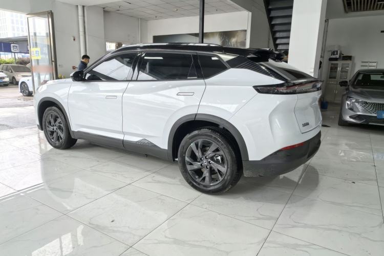 Used Dongfeng Aeolus L7 New Energy 2025 518 Zongxiang Trim