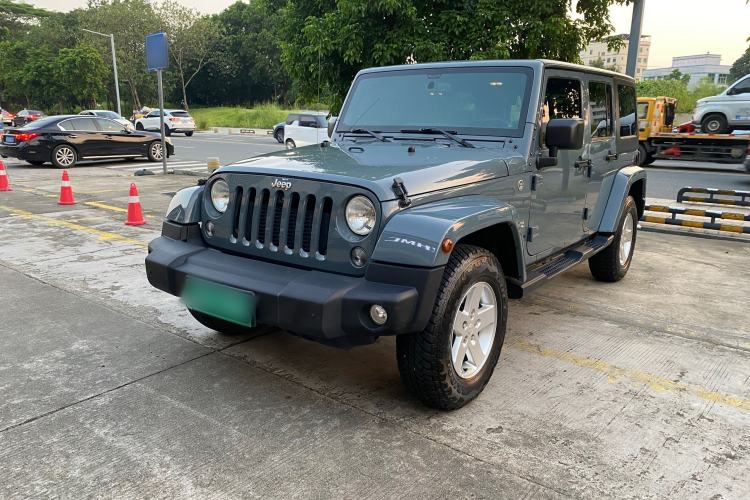 Used Jeep Wrangler 2015 2.8TD Sahara Four-Door Comfort Edition