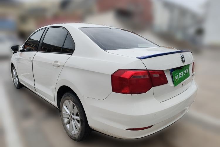 Used Volkswagen Jetta 2015 1.4L Manual Comfort Model
