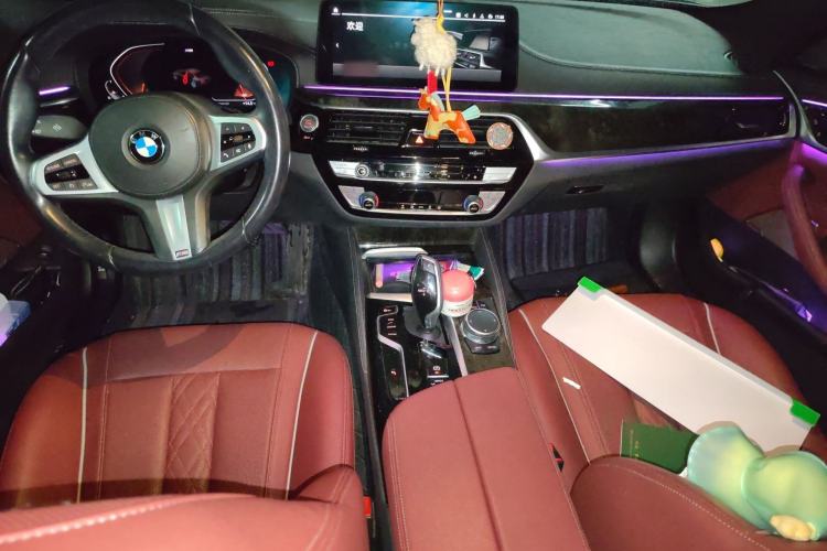 Used BMW 5 Series 2021 525Li M Sport Package Center Console